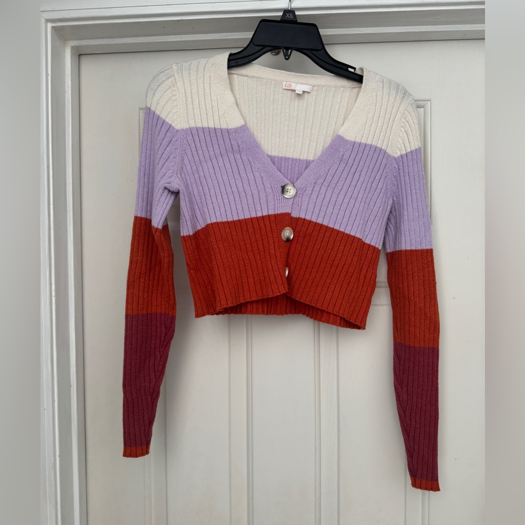 Smart Cropped Top, Color Block, Soft Material. Size- Extra Small, Cardigan.